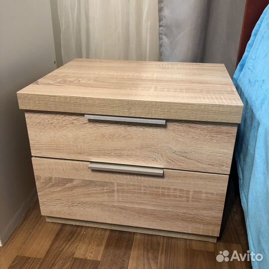 Тумба прикроватная
