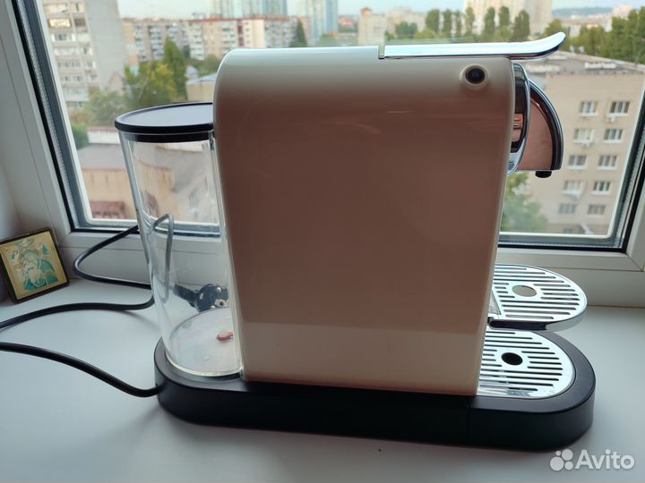 Кофемашина капсульная DeLonghi EN 166.CW Nespresso