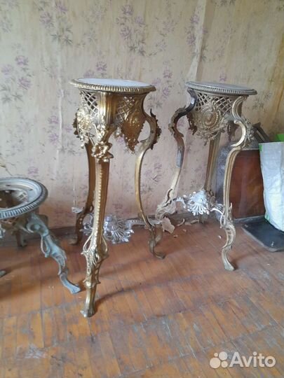 Подставки под цветы разные