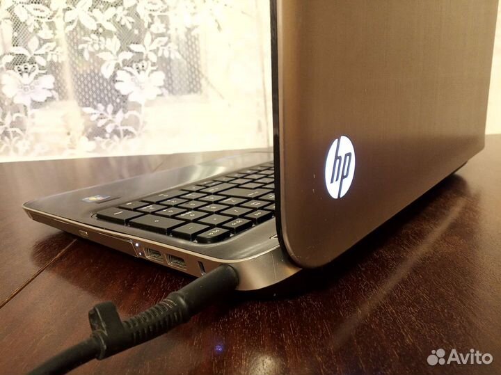 Ноутбук HP i5/8g/ssd