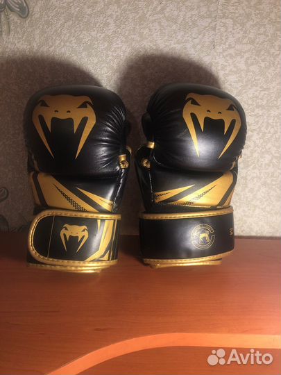 Боксерские перчатки крабы
