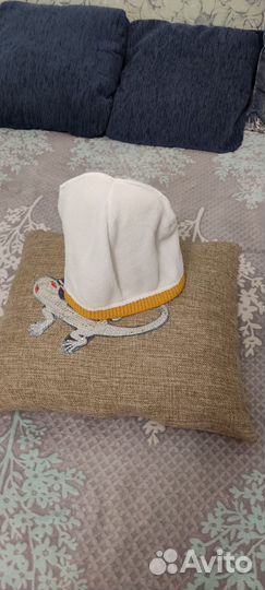 Шапка для девочки новая