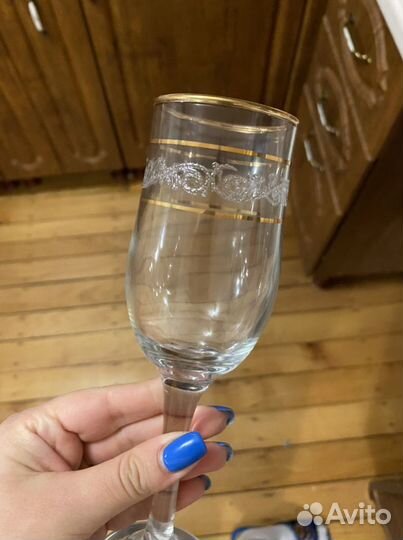 Хрустальные бокалы новые