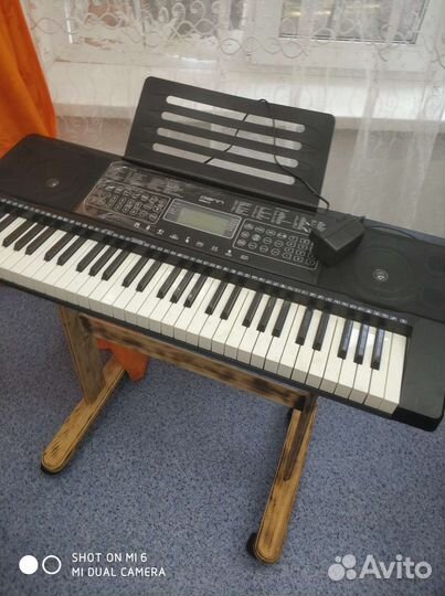 Синтезатор