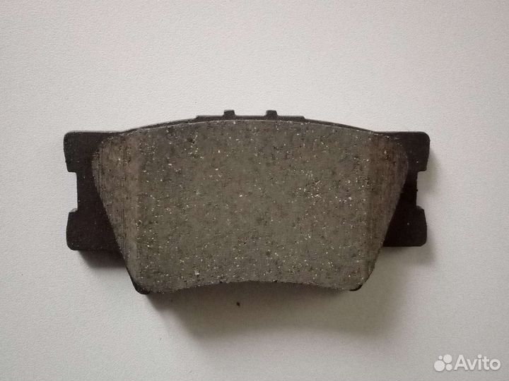 Тормозные колодки toyota rav4 задние lv пок. рест
