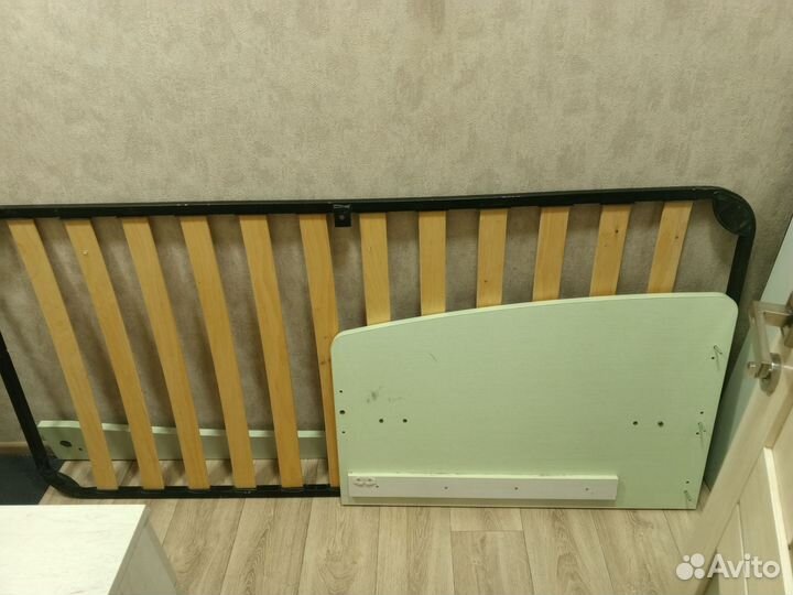 Кровать с ящиками
