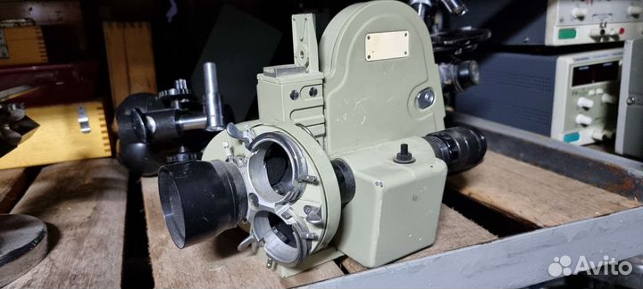 Кинокамера 16сп-1м с 3 объективами