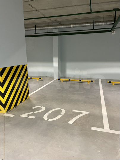 Машиноместо, 14 м²