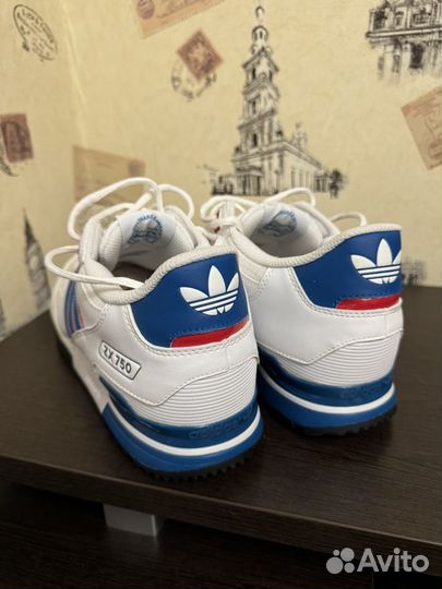 Кроссовки adidas ZX 750 44,5 размер