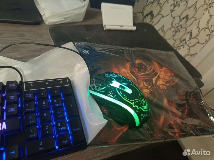 Игровой набор 3 в одном клавиатура мышка коврик