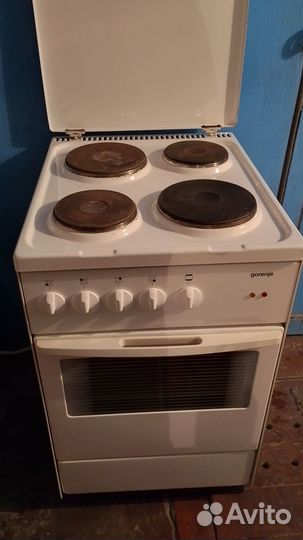 Электроплита с духовкой