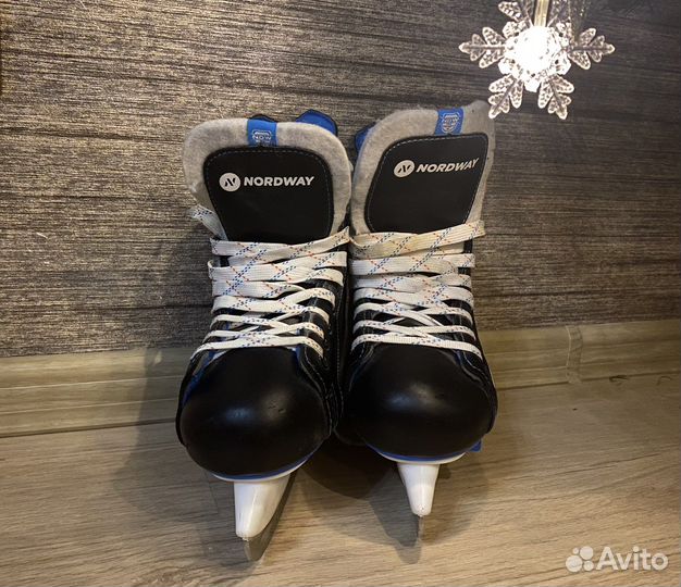 Продам коньки детские