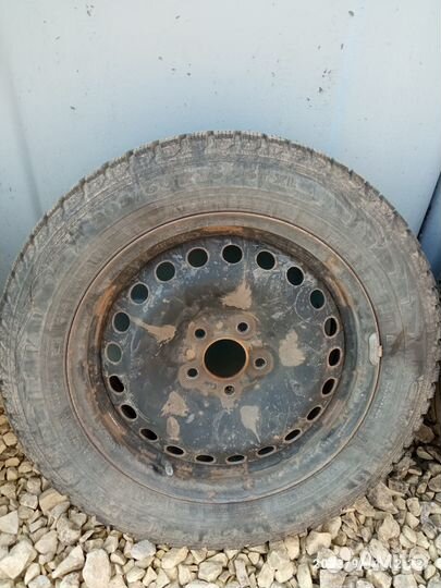 Колеса нокиан зимние 205/60/16 для форд 4шт