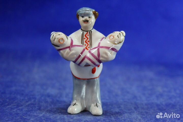 Близнецы миниатюра фарфоровая статуэтка счастливый