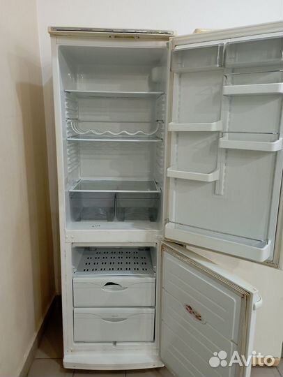 Е953 Холодильник атлант