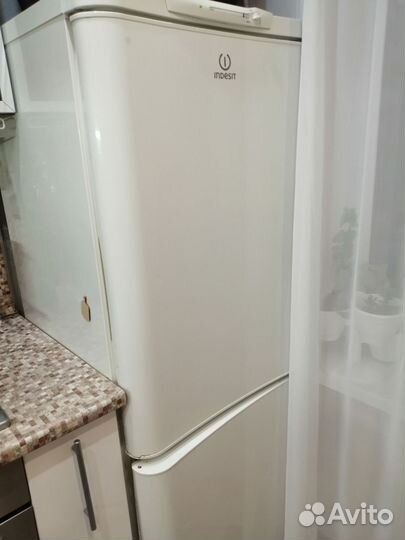 Холодильник бу