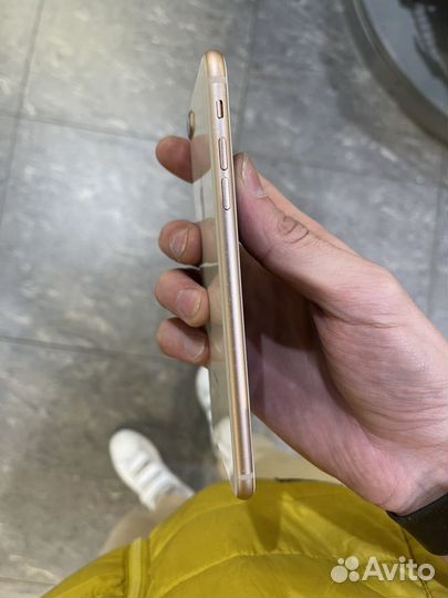 iPhone 8 Plus, 64 ГБ