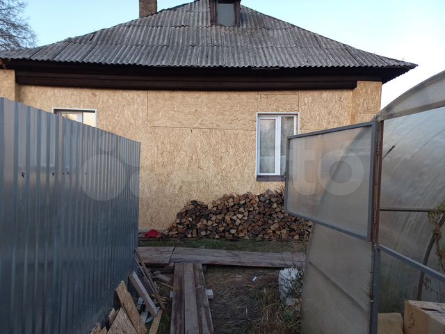 Дом 35 м² на участке 8 сот.