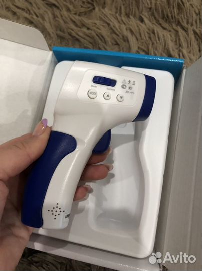 Бесконтактный инфракрасныйтермометр