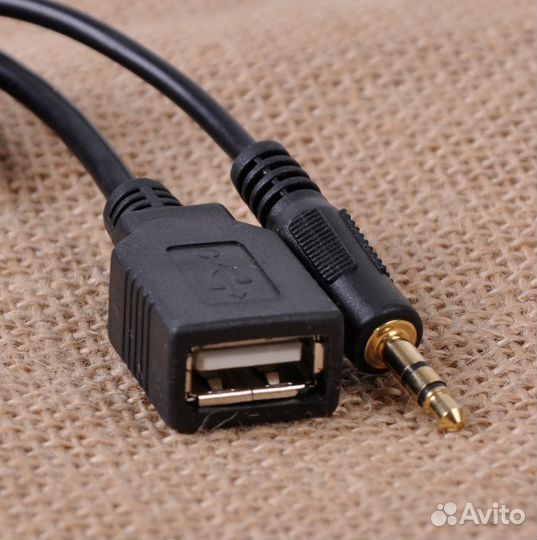 Адаптер USB и AUX для автомобилей Skoda