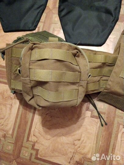 Бронежилет и шлем