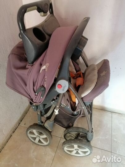 Прогулочная коляска