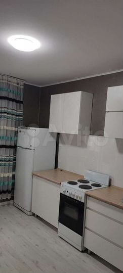 2-к. квартира, 54 м², 4/14 эт.