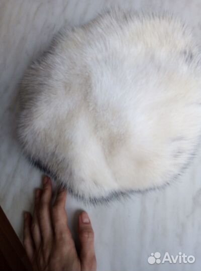Шапка меховая белая песец