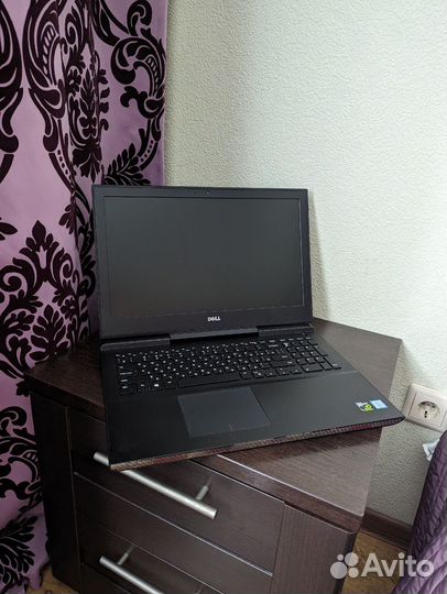 Ноутбук Dell Inspiron 15 7000 Gaming i5/1050 Ti/8G