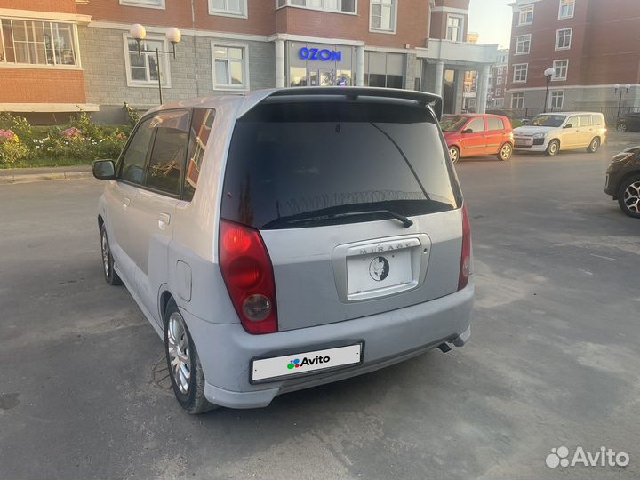 Mitsubishi Dingo, 1999
