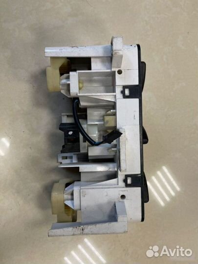 Блок управления печкой Land Rover Freelander