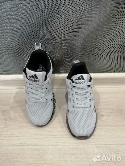 Кроссовки новые Adidas р.с 32 по 37