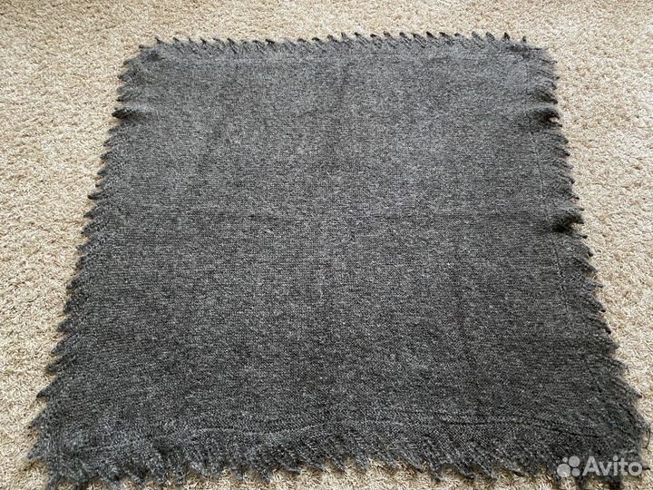 Пуховый платок, шаль,косынка, новая, ручная вязка