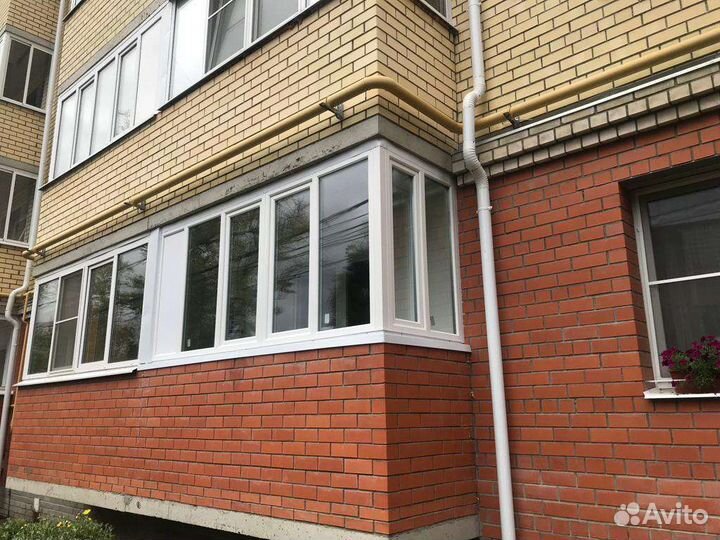 Остекление лоджии балкона