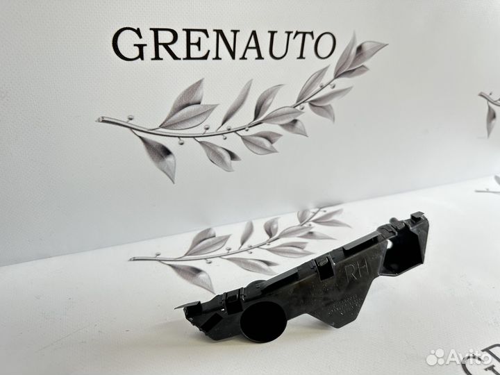 Mazda CX 7 кронштейн переднего бампера правый