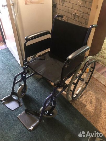 Инвалидная коляска