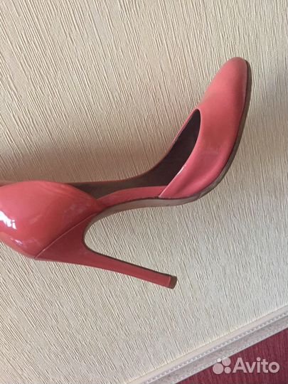 Туфли лакированные коралловые