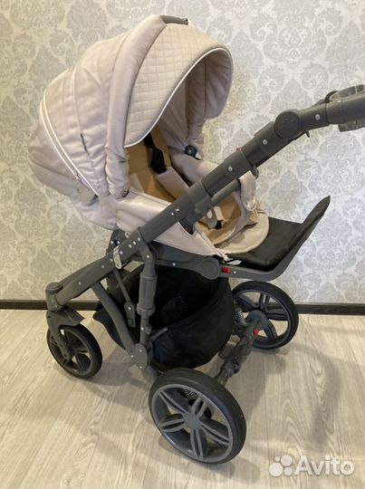 Коляска 2 в 1 adamex