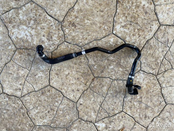 Патрубок системы охлаждения Mercedes C W204