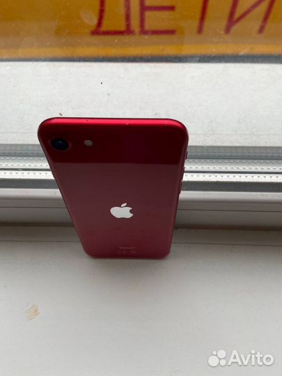 iPhone SE (2020), 64 ГБ