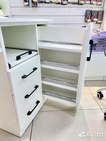 Маникюрный стол BOX