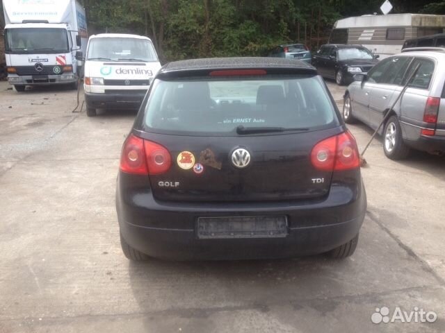 Разбор на запчасти Volkswagen Golf 5 2003-2009