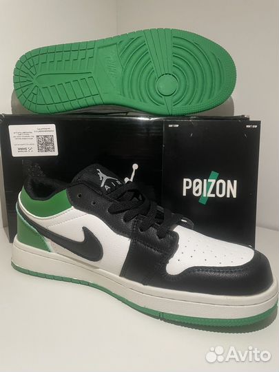 Кроссовки Nike AIR