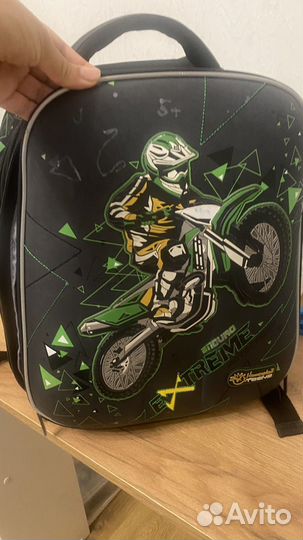 Портфель школьника