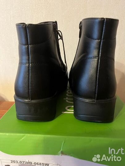 Ботинки женские