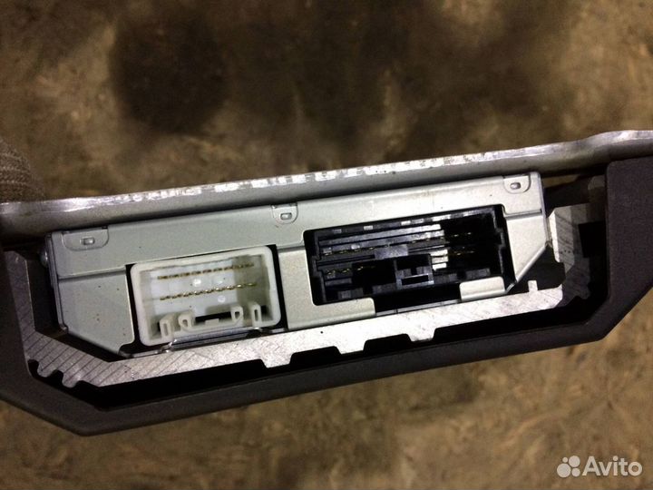 Усилитель магнитолы Mitsubishi Pajero Sport 2