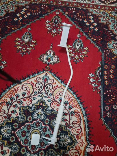 Держатель для телефона, и планшета