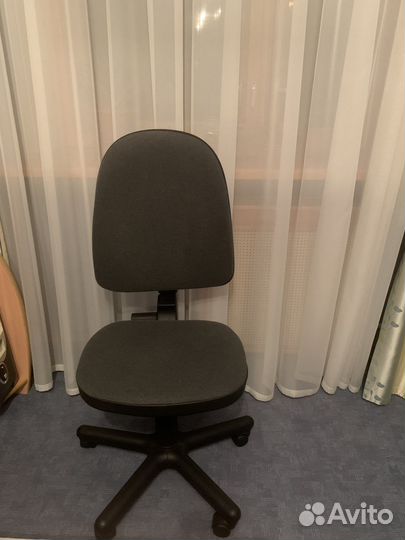 Компьютерное кресло