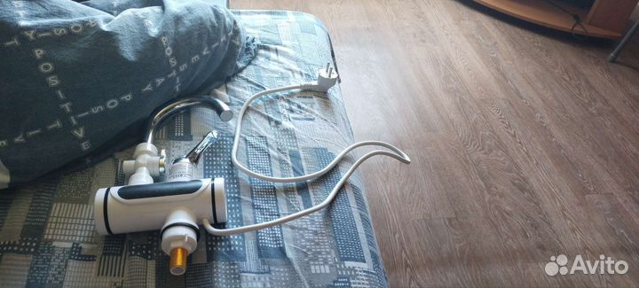 Электрический водяной кран и душ