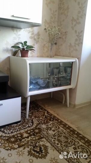 Антиквариат. Тумба